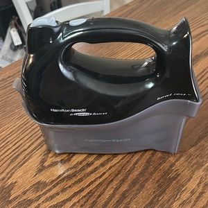Black hand mixer